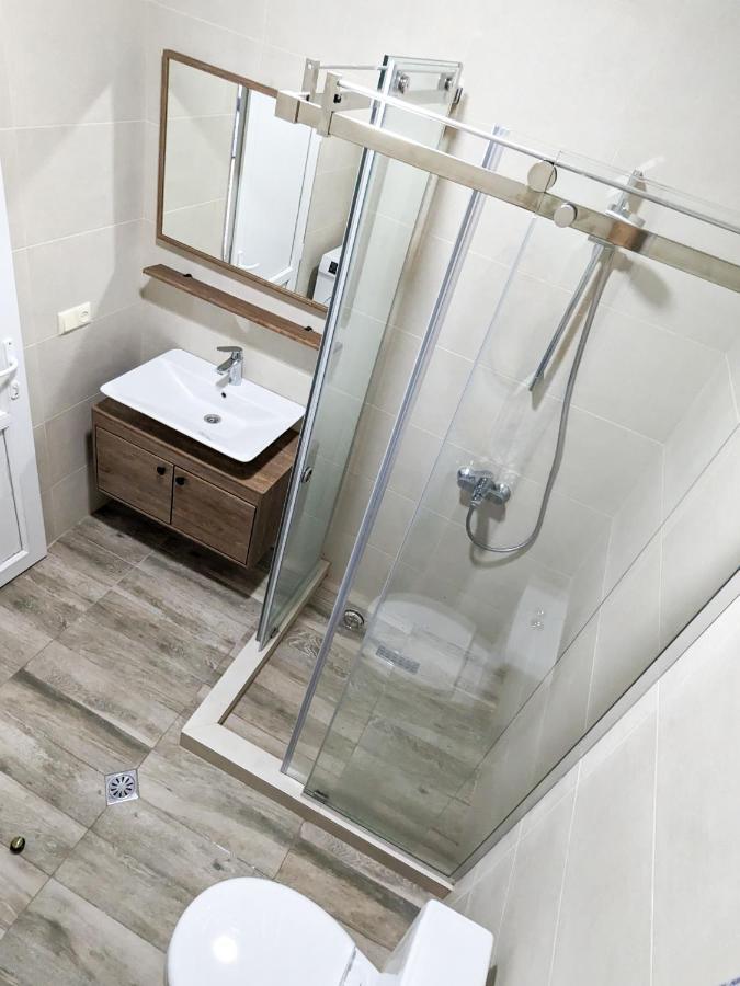 Brand New Apartment In Kutaissi Exterior foto