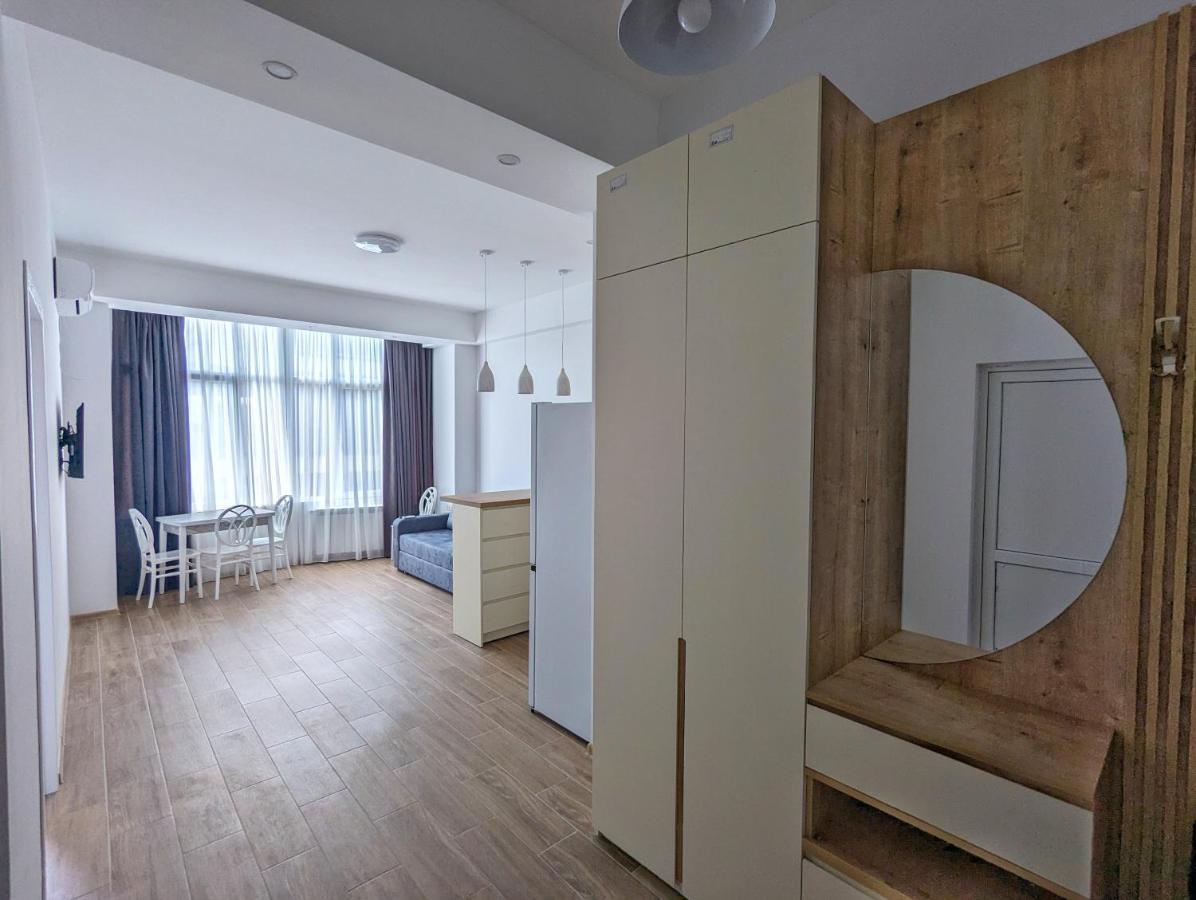 Brand New Apartment In Kutaissi Exterior foto